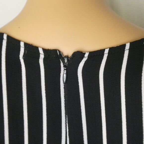 Gypsies & Moondust Striped Mini Ties Dress 3/4 Slv - Picture 10 of 11